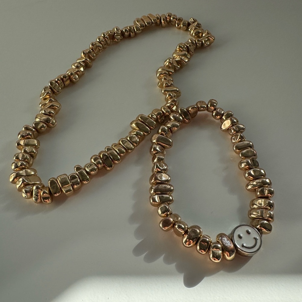 Necklace & bracelet set